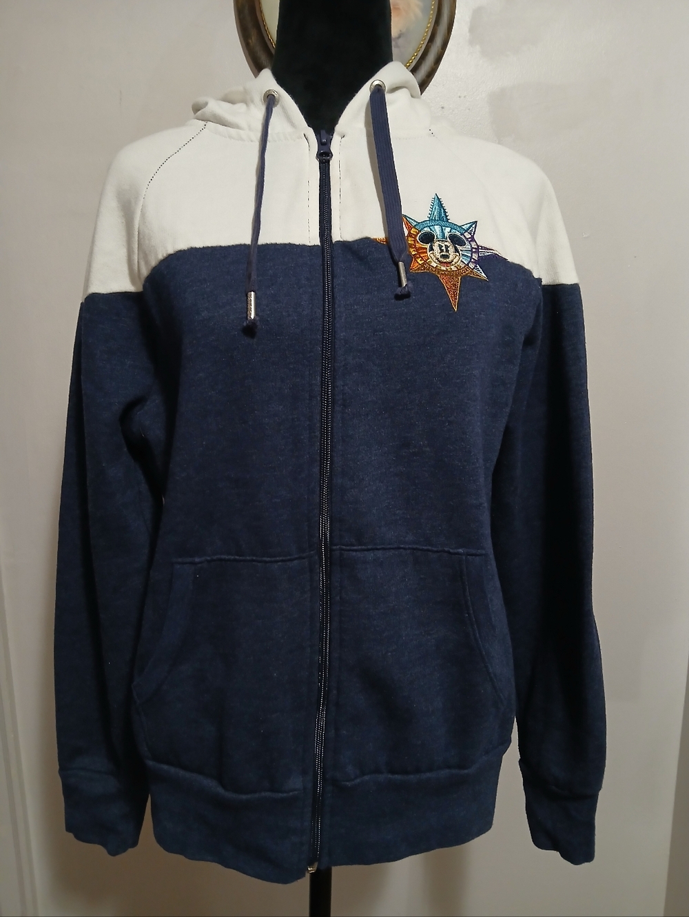 Disneyland Resort Mickey Mouse Medium full zip hoodie with graphic hood